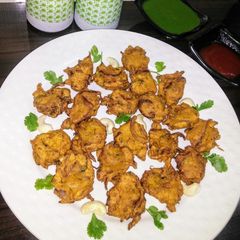 A picture of Onion bhajia.