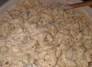 Una foto de Ensalada de coditos fría