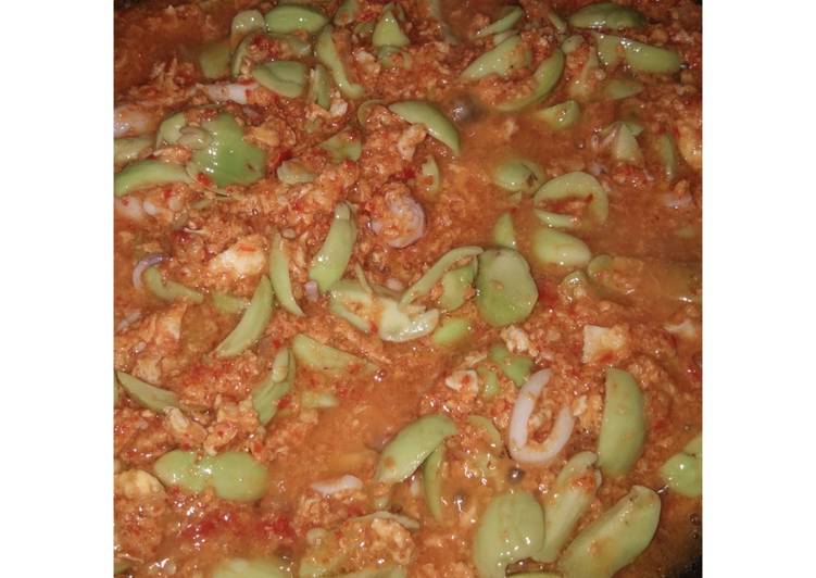 Sambal Cumi Pete