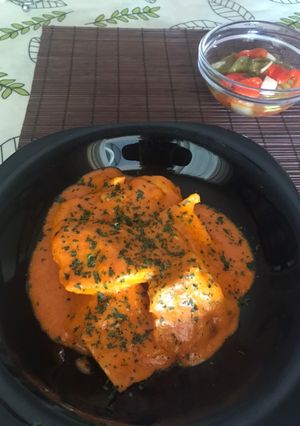 Una foto de Merluza en salsa de piquillos