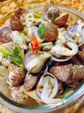 Ốc nhảy, sò dương bi hấp sả gừng