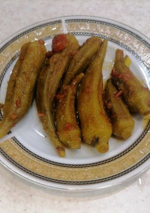 عکسی از دستور ترشی بامیه