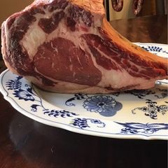 A picture of California Farm T Bone Tomahawk Steak.