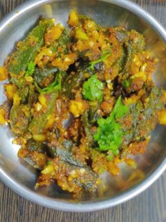मसाला भिंडी (masala bhindi recipe in Hindi) रेसिपी मुख्य फोटो