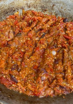 Foto resep Sambal Tomat Bawang Penyetan Uenak 🤤😋