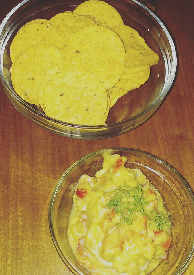 Una foto de Guacamole con tostitos