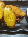 Corn stuffed bread rolls