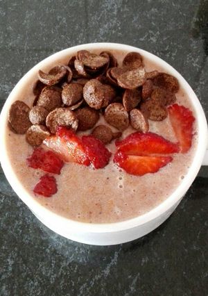 Una foto de Smoothie bowl plátano - zanahoria