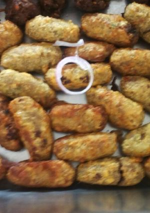 A picture of Kebabs.