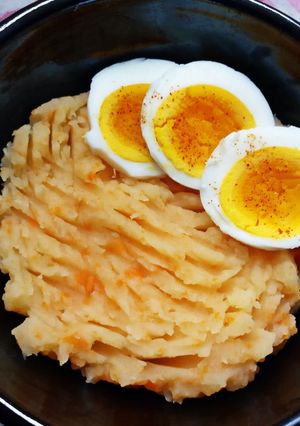 Répás tört krumpli főtt tojással recept fotója