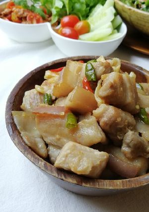 รูปของ สามชั้นผัดพริกขี้หนู keto