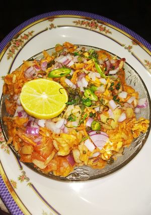 कॉर्नफ्लेक्स पॉपकॉर्न भेलपुरी (Cornflakes popcorn bhelpuri recipe in Hindi) रेसिपी मुख्य फोटो