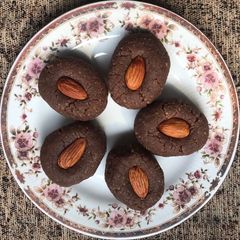 A picture of Vegan Pinni.