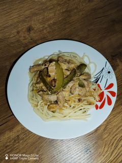 Hentes tokány - tésztával * Ágica Módra * recept fotója