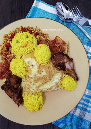 Gambar Bento Nasi Kuning #phopbylinimohd #batch19