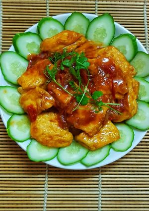 Hình của món Đậu phụ sốt chua ngọt.