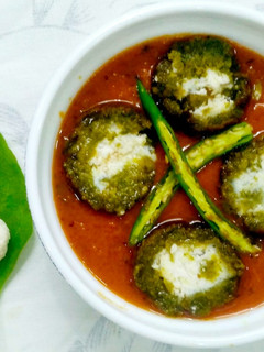 पालक पनीर कोफ्ता (Palak paneer kofta recipe in hindi) रेसिपी मुख्य फोटो