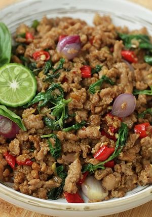 Foto resep Ayam Cincang Kemangi Devina Hermawan