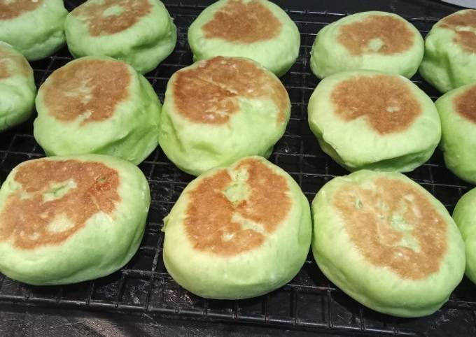 Resep Roti Pandan Unti Kelapa Oleh Riani Cookpad