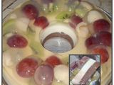Puding coklat lapis vanila dan buah vla melon