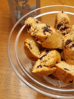 Foto di Cantucci con Nocciole e Cioccolato fondente