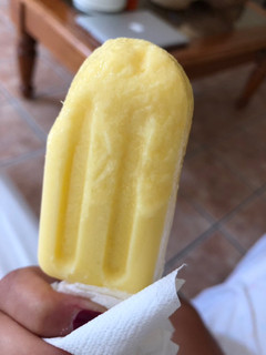 Una foto de Helado de mango