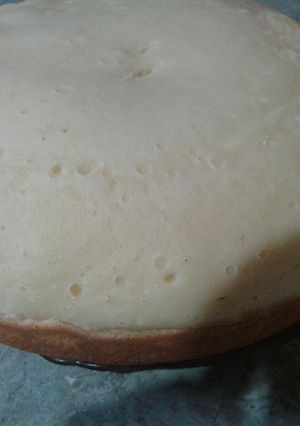 Una foto de Torta súper fácil y esponjosa