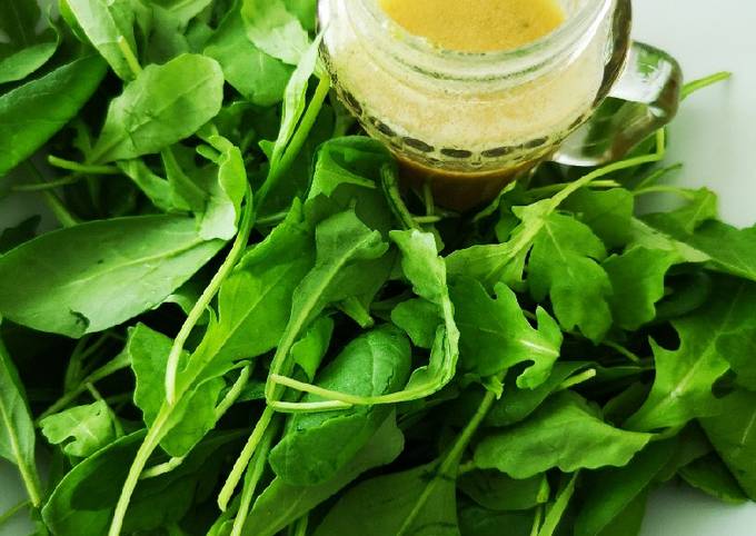 Steps to Make Quick Lime vinaigrette for rocket and spinach salad