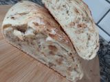 Pan casero con chicharrón