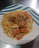 Espaguetis 🍝😋 con mega chorizo