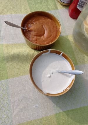 Zdjęcie przepisu Dipy do mięsa i kiełbaski.