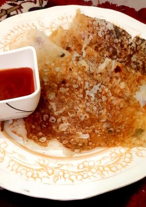 रवा डोसा (rava dosa recipe in Hindi) रेसिपी मुख्य फोटो