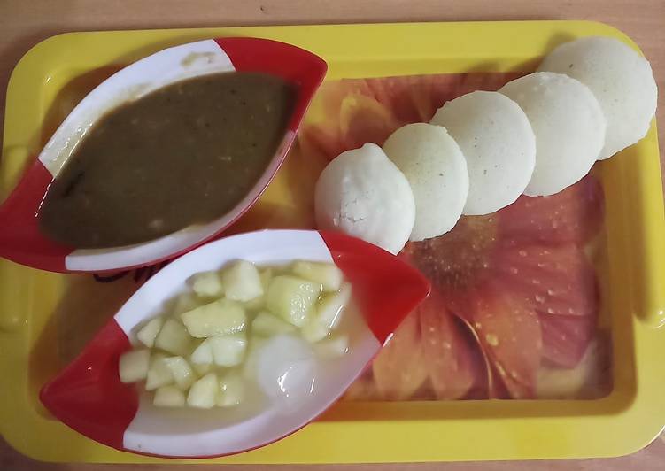 Simple Way to Prepare Award-winning Idli Shambhar