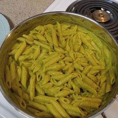A picture of Green Pasta.