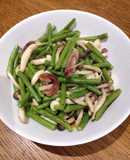 Sauteed String Beans with Shimiji Mushrooms