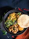 Chatti Choru (Traditional Kerala style Meal served in a Clay Pot)