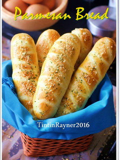 Foto resep Roti Parmesan Cheese Parmesan Breadstick empuk tapi kokoh