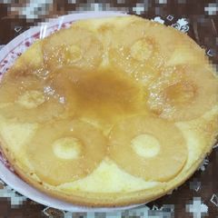 A picture of Pineapple upside down cake.