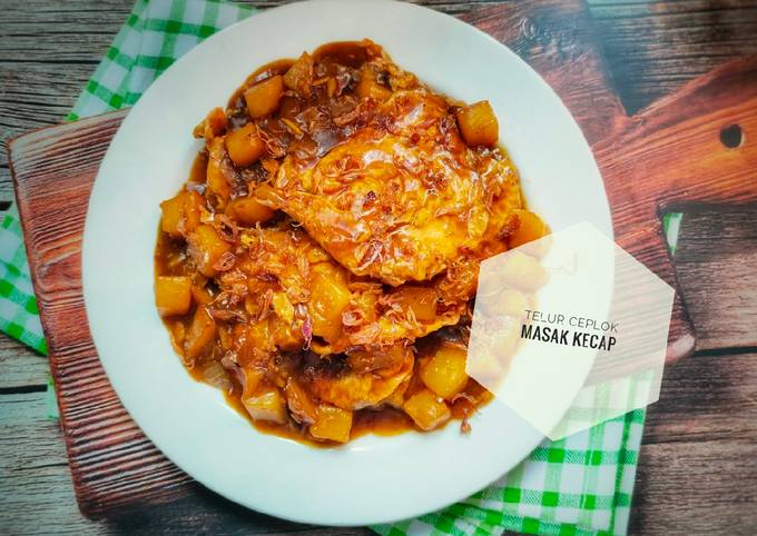 Cara bikin Telur Ceplok Masak Kecap Cara bikin Telur Ceplok Masak Kecap