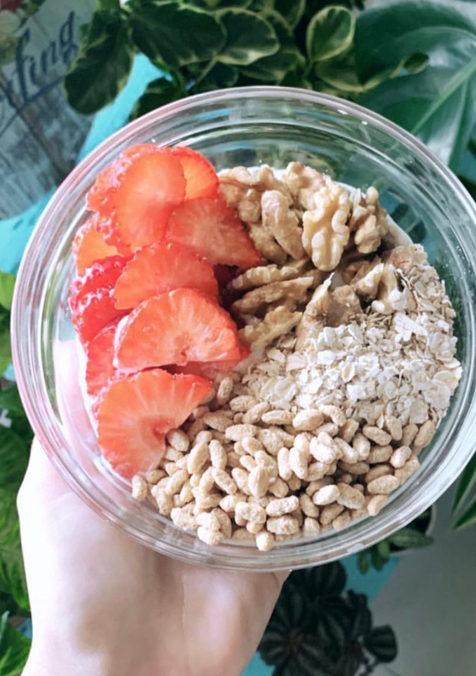 Una foto de Yogur griego mix
