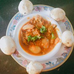 A picture of Mushroom do pyaza.