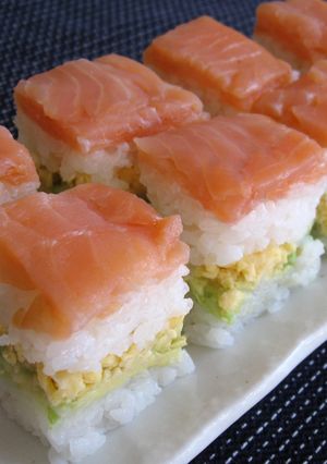 A picture of Oshi-zushi.