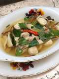 Clear Tom Yum Soup with Three Mushrooms (Vegetarian)