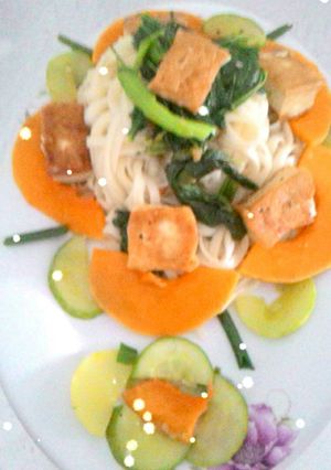 Hình của món Mỳ Hàn Xào Chay.
