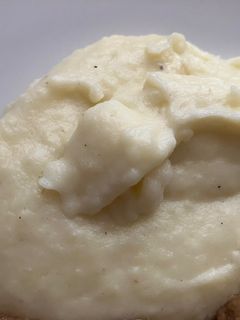 Una foto de Puré de patatas 🥔