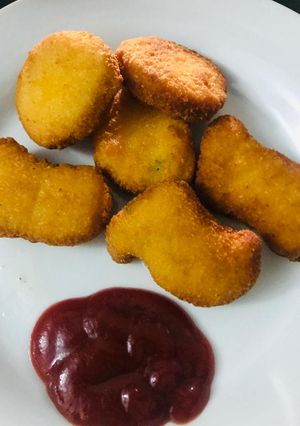 A picture of Chicken nuggets.
