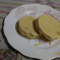 A picture of Kesar pista kulfi.