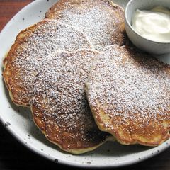 A picture of Apple Pancakes.