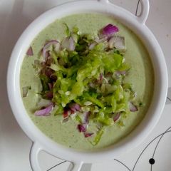 A picture of Special cucumber raita.