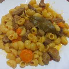 Una foto de Macarrones con ternera